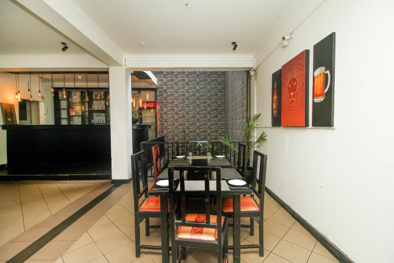 Hotel Nathaliya كاتوناياكى المظهر الخارجي الصورة