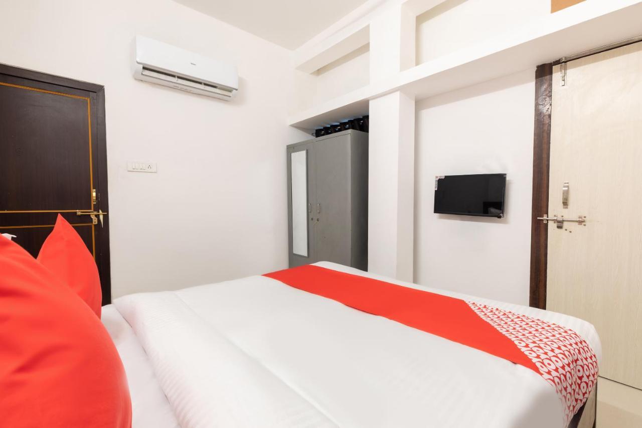 Hotel Nathaliya كاتوناياكى المظهر الخارجي الصورة